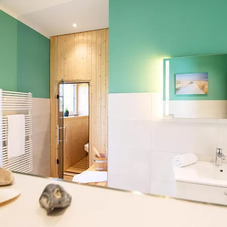 Haus Mit Sauna, Kamin, Strandkorb Und Terrasse Tatil Evi Vitzdorf